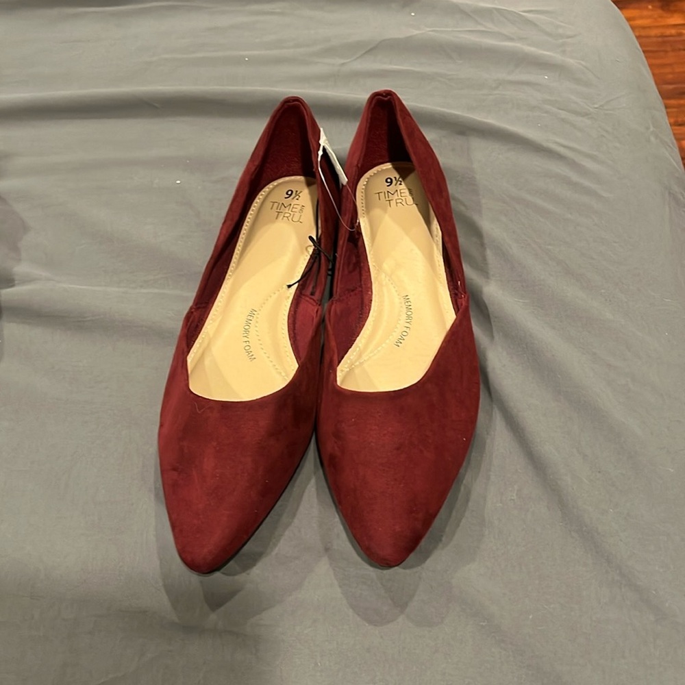 Flats burgundy time and try with memory foam $12